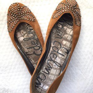 Brown suede flat shoes with metal stud decoration. Size 7.5.